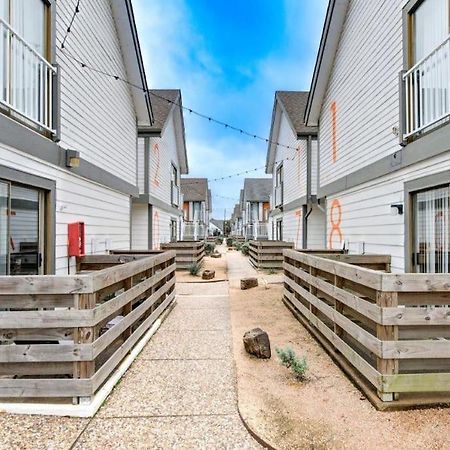 Lux Suite /King Bed /Free Parking/Pool/First Floor Houston Exterior foto